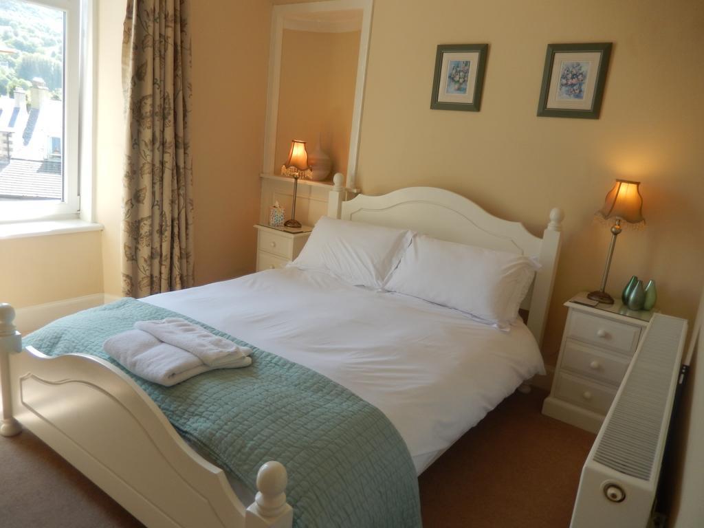 Southcliffe Guest House 타버트 외부 사진
